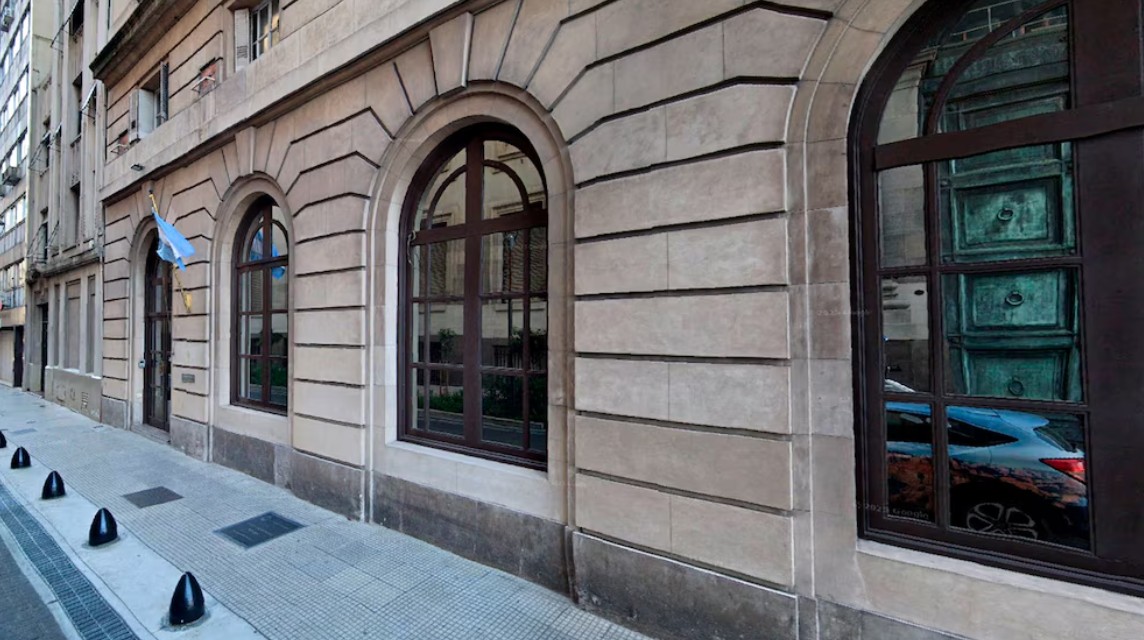 El Gobierno reformó por DNU la Ley de Inteligencia y concentró la conducción del sistema en la SIDE