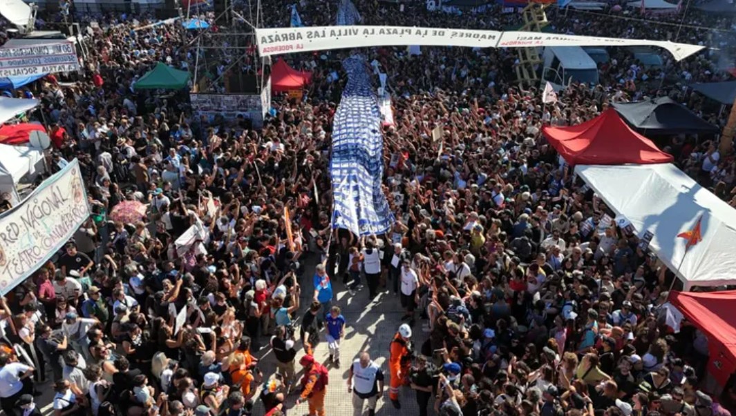 Masivas marchas por los 50 años del Golpe de Estado con críticas al gobierno de Javier Milei