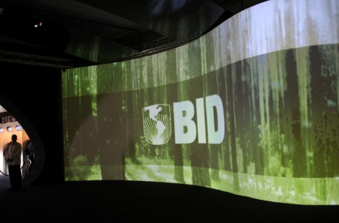 El BID refuerza el apoyo a Argentina: sumará una garantía por USD 550 millones y financiamiento récord en 2026